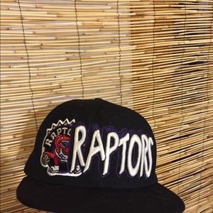 New era hardwood classics raptors cap